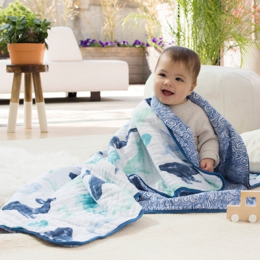 Одеяло муслиновое Aden&Anais, Seafaring Whale