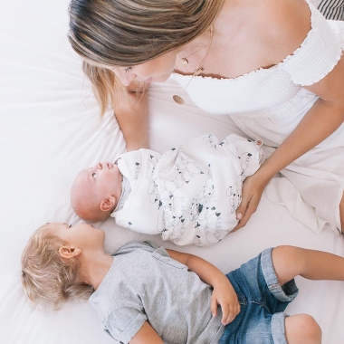Пеленка-кокон для новорожденных Ergobaby Swaddler, Sheep