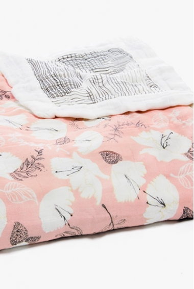 Бамбуковое одеяло Aden&Anais, Pretty Petals
