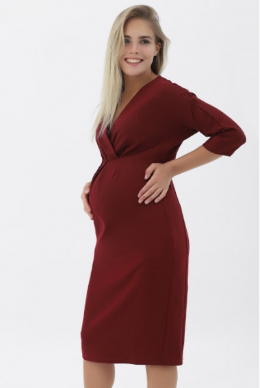 Платье-футляр для беременных со сборкой, бордовое