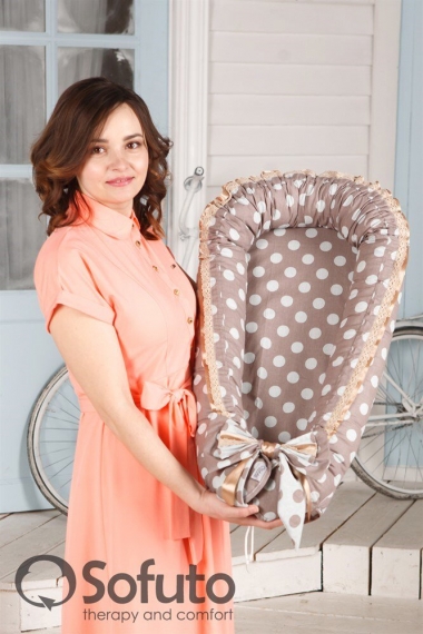 Гнездышко для новорожденных Babynest Polka dot chocco